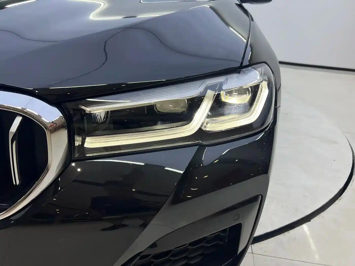 BMW 5 Series PHEV 2021 535Le Pioneer Edition M Sport Package — миниатюра 16