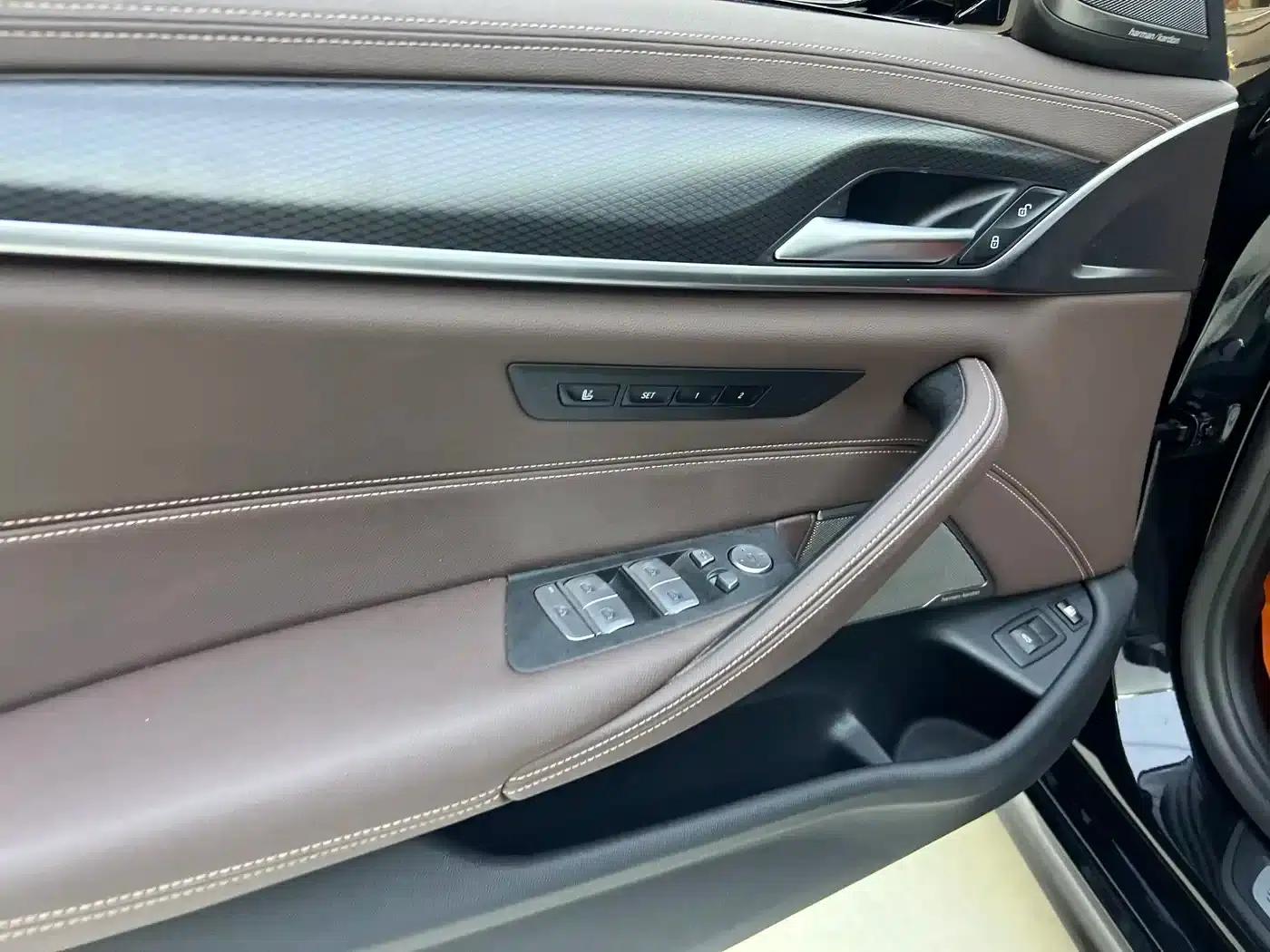 BMW 5 Series PHEV 2021 535Le Pioneer Edition M Sport Package — миниатюра 19