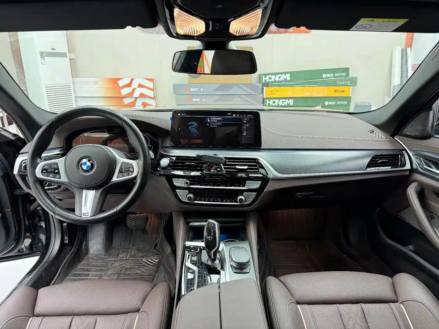 BMW 5 Series PHEV 2021 535Le Pioneer Edition M Sport Package — миниатюра 5
