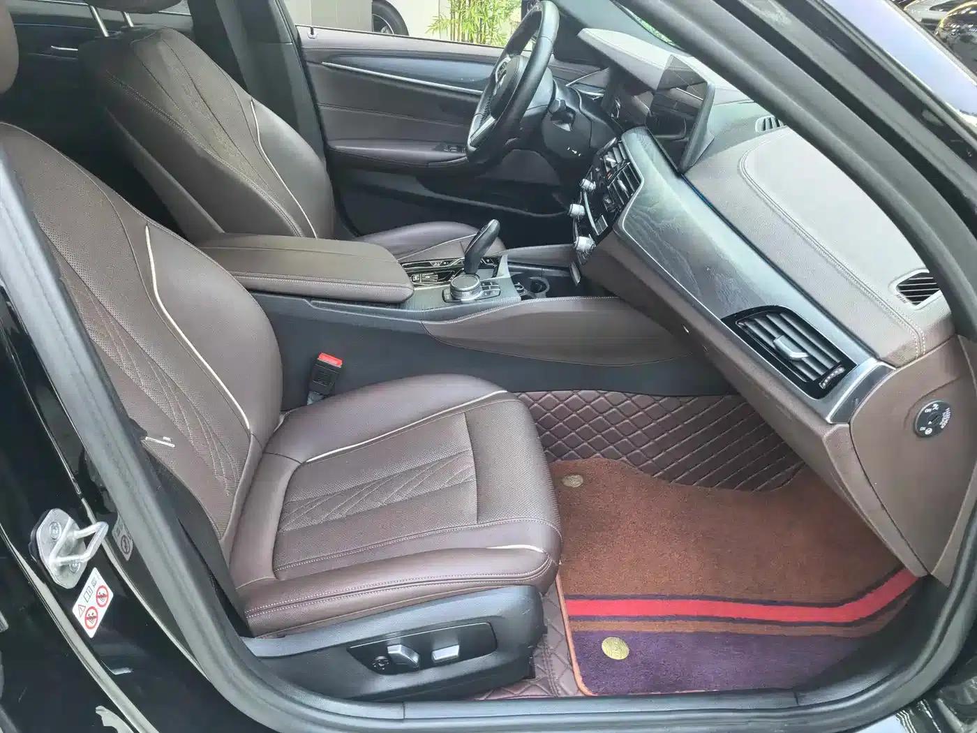 BMW 5 Series PHEV 2021 535Le Pioneer Edition M Sport Package — миниатюра 8