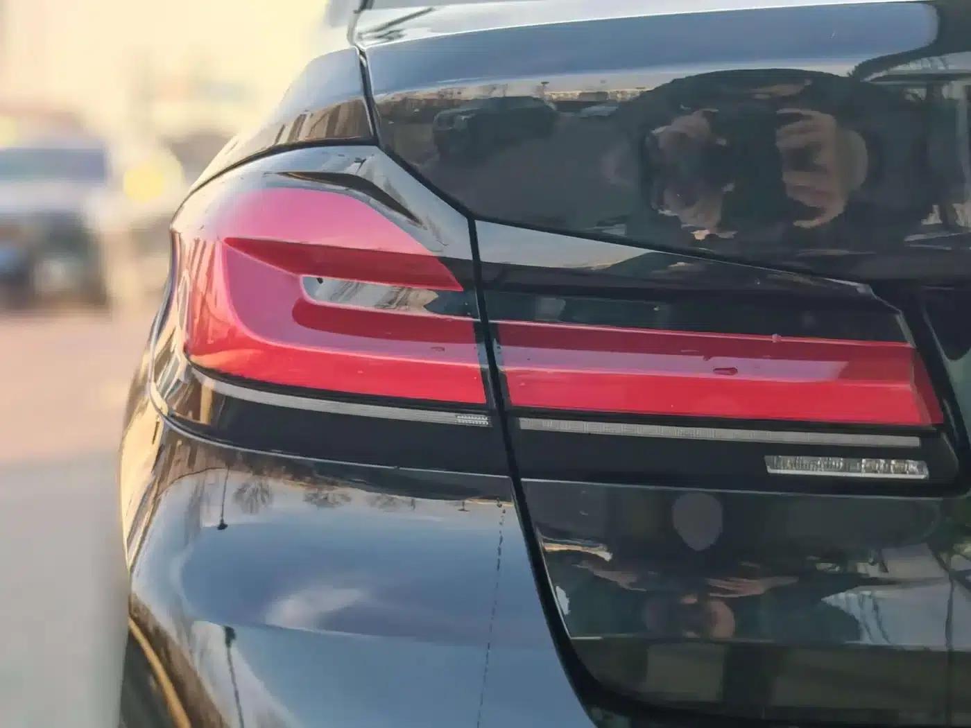 BMW 5 Series PHEV 2021 535Le Luxury Package — миниатюра 5
