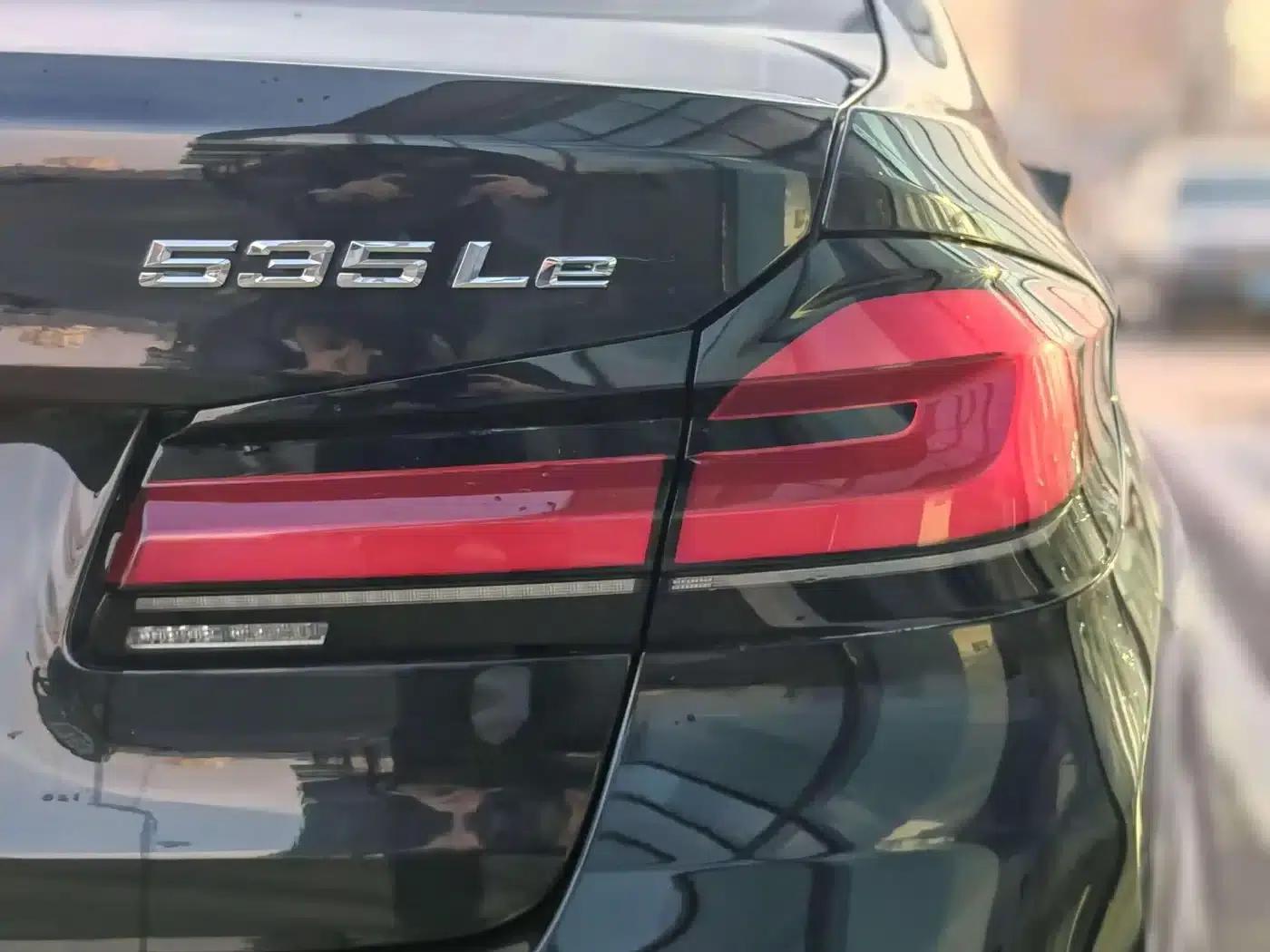 BMW 5 Series PHEV 2021 535Le Luxury Package — миниатюра 7