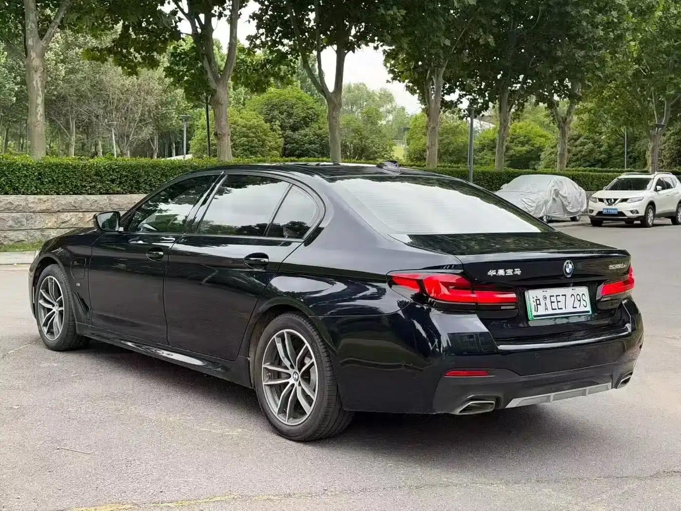 BMW 5 Series PHEV 2021 Facelift 535Le Luxury Package — миниатюра 7