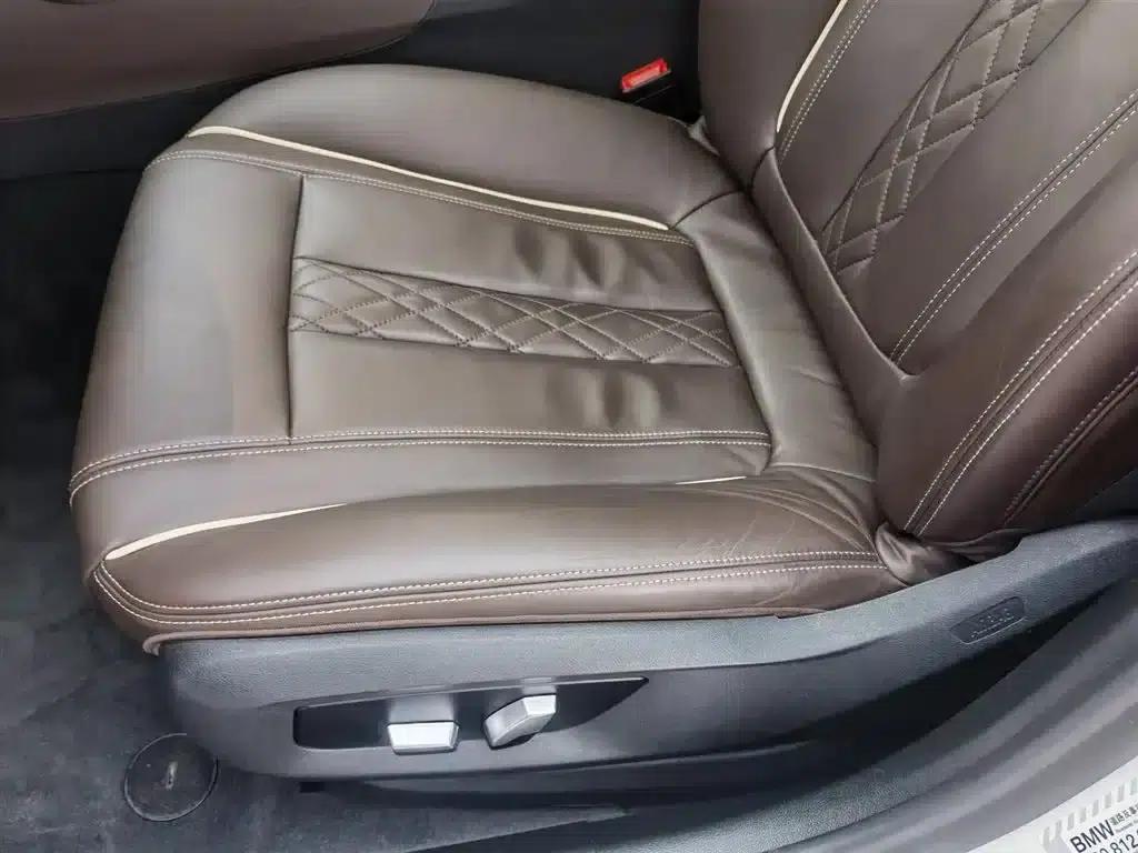 BMW 5 Series PHEV 2020 530Le Luxury Package — миниатюра 20