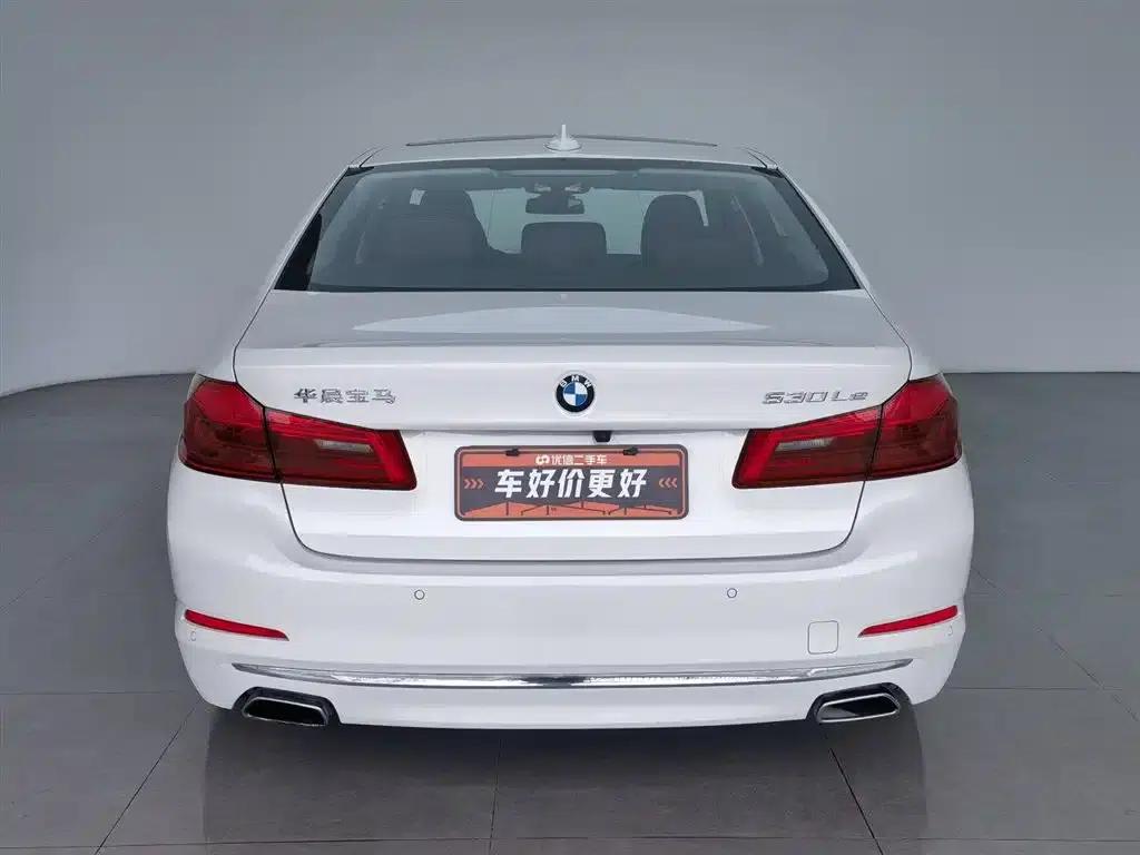 BMW 5 Series PHEV 2020 530Le Luxury Package — миниатюра 4