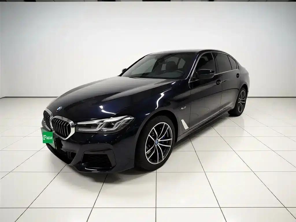 BMW 5 Series PHEV 2022 Facelift 535Le Pioneer Edition M Sport Package — миниатюра 1