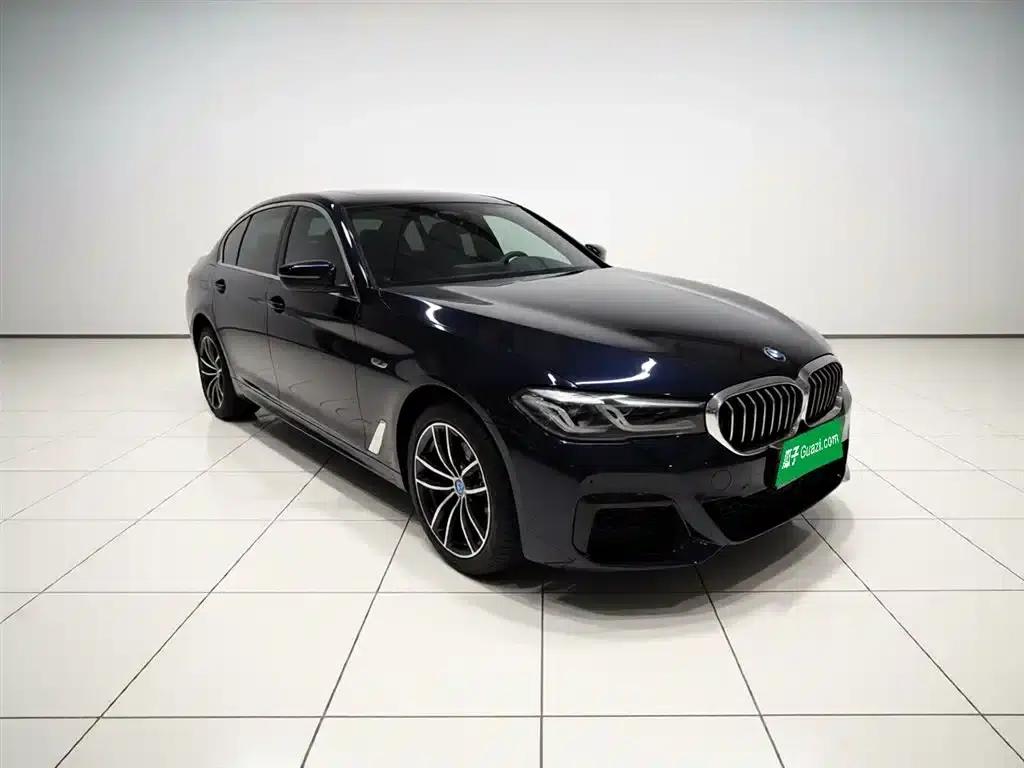 BMW 5 Series PHEV 2022 Facelift 535Le Pioneer Edition M Sport Package — миниатюра 3