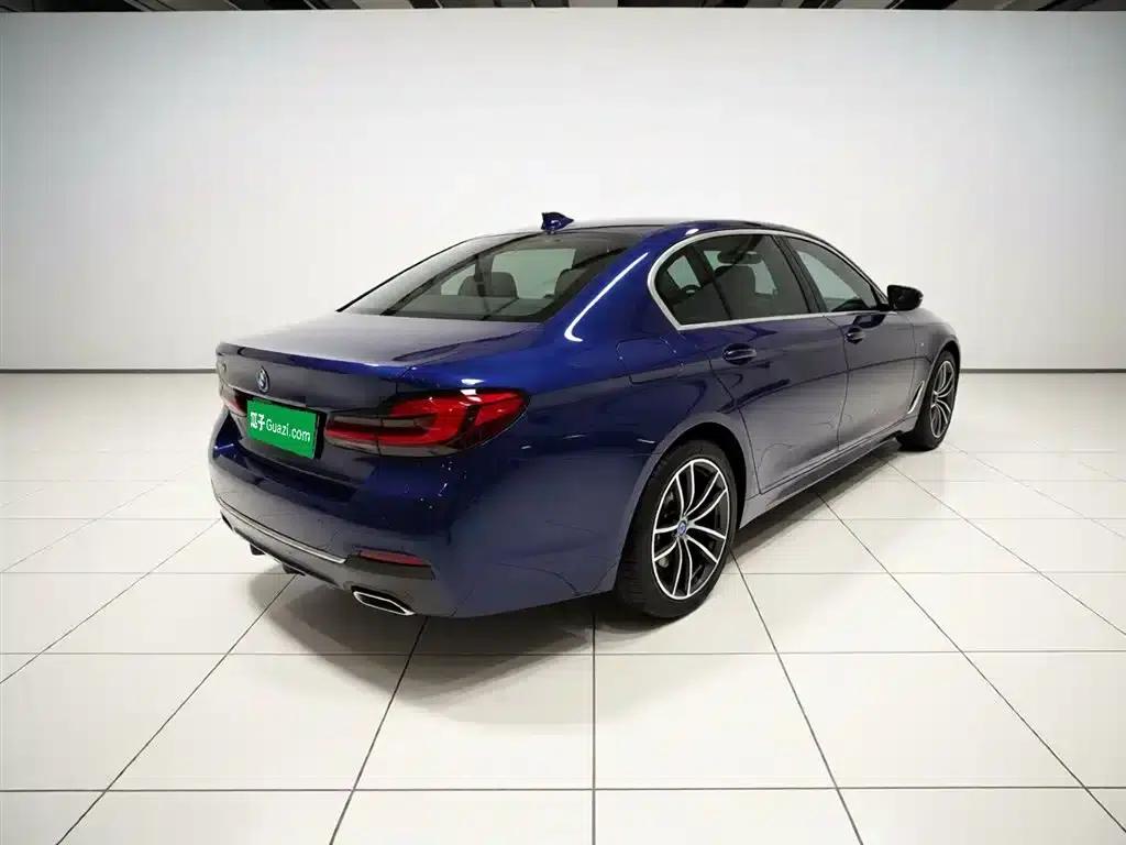 BMW 5 Series PHEV 2022 Facelift 535Le Pioneer Edition M Sport Package — миниатюра 6