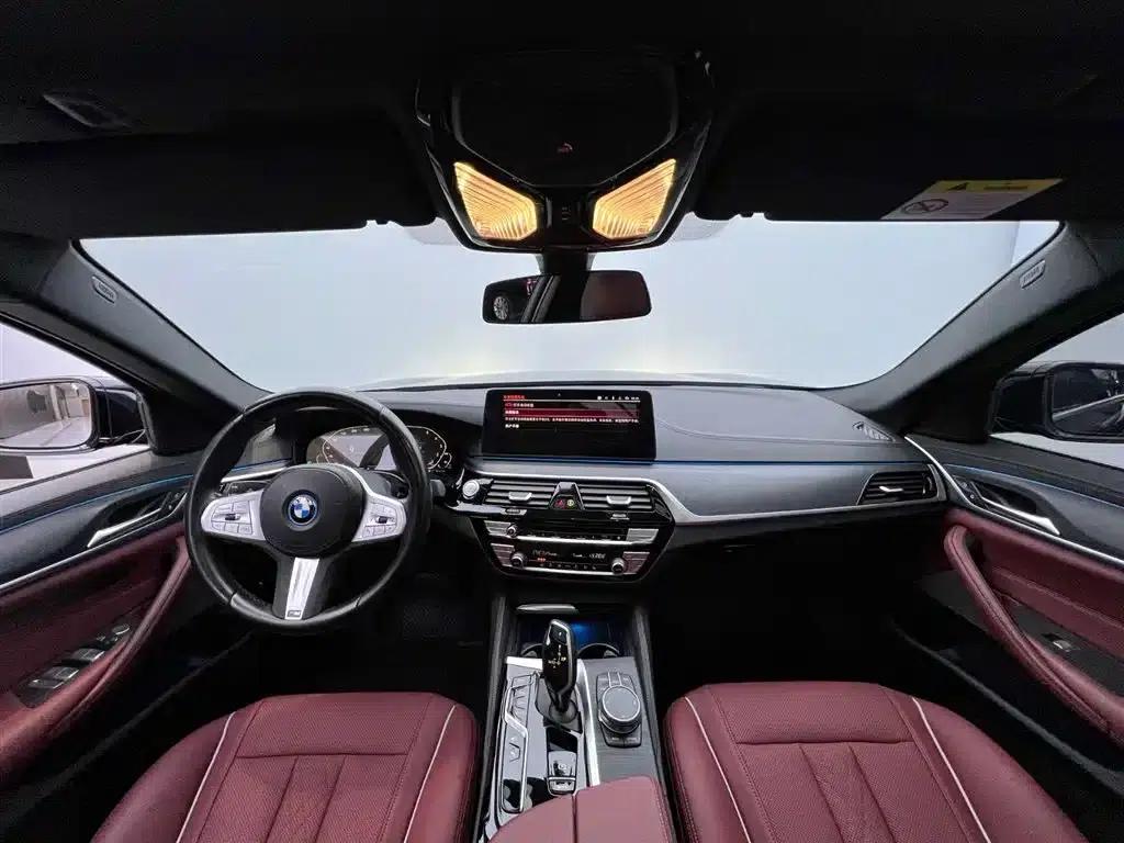 BMW 5 Series PHEV 2022 Facelift 535Le Pioneer Edition M Sport Package — миниатюра 11