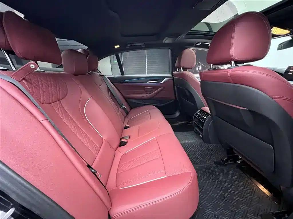 BMW 5 Series PHEV 2022 Facelift 535Le Pioneer Edition M Sport Package — миниатюра 22