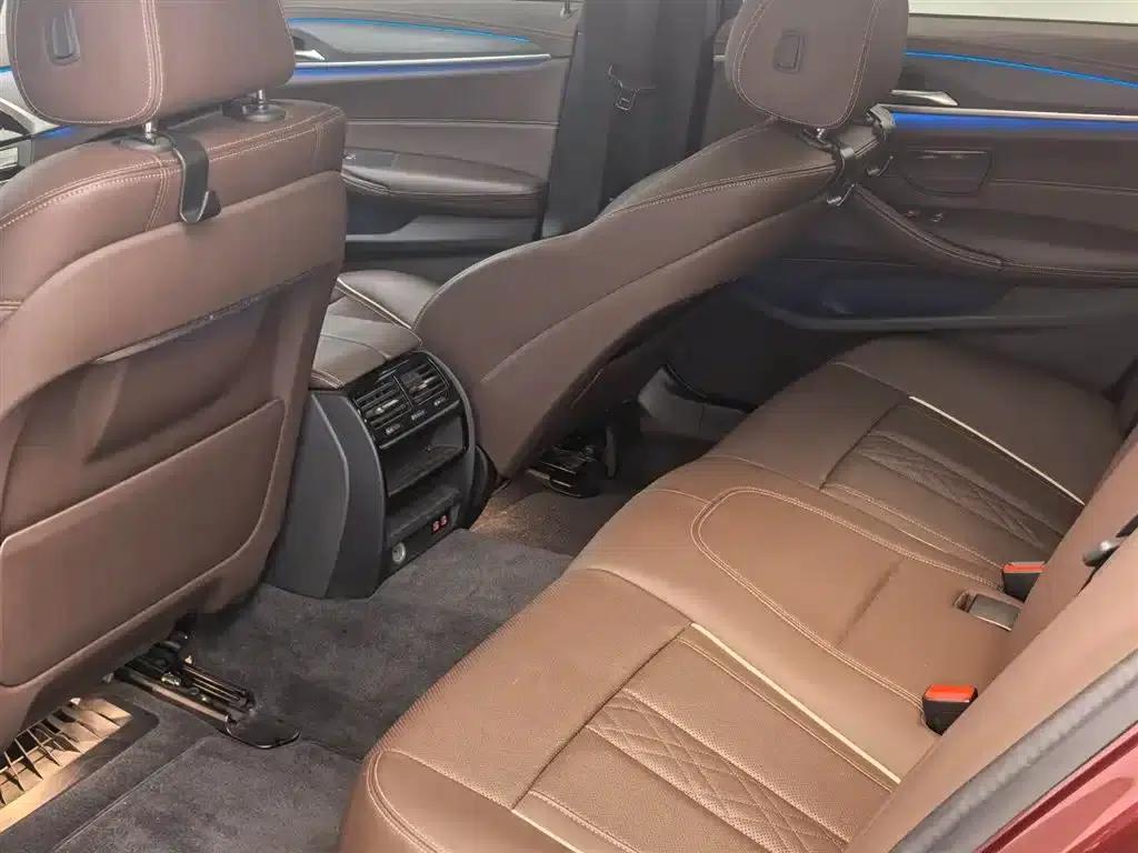 BMW 5 Series PHEV 2022 535Le M Sport Package — миниатюра 12