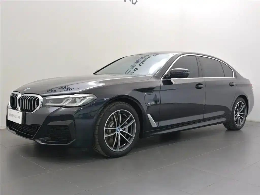BMW 5 Series PHEV 2022 535Le M Sport Package — миниатюра 5