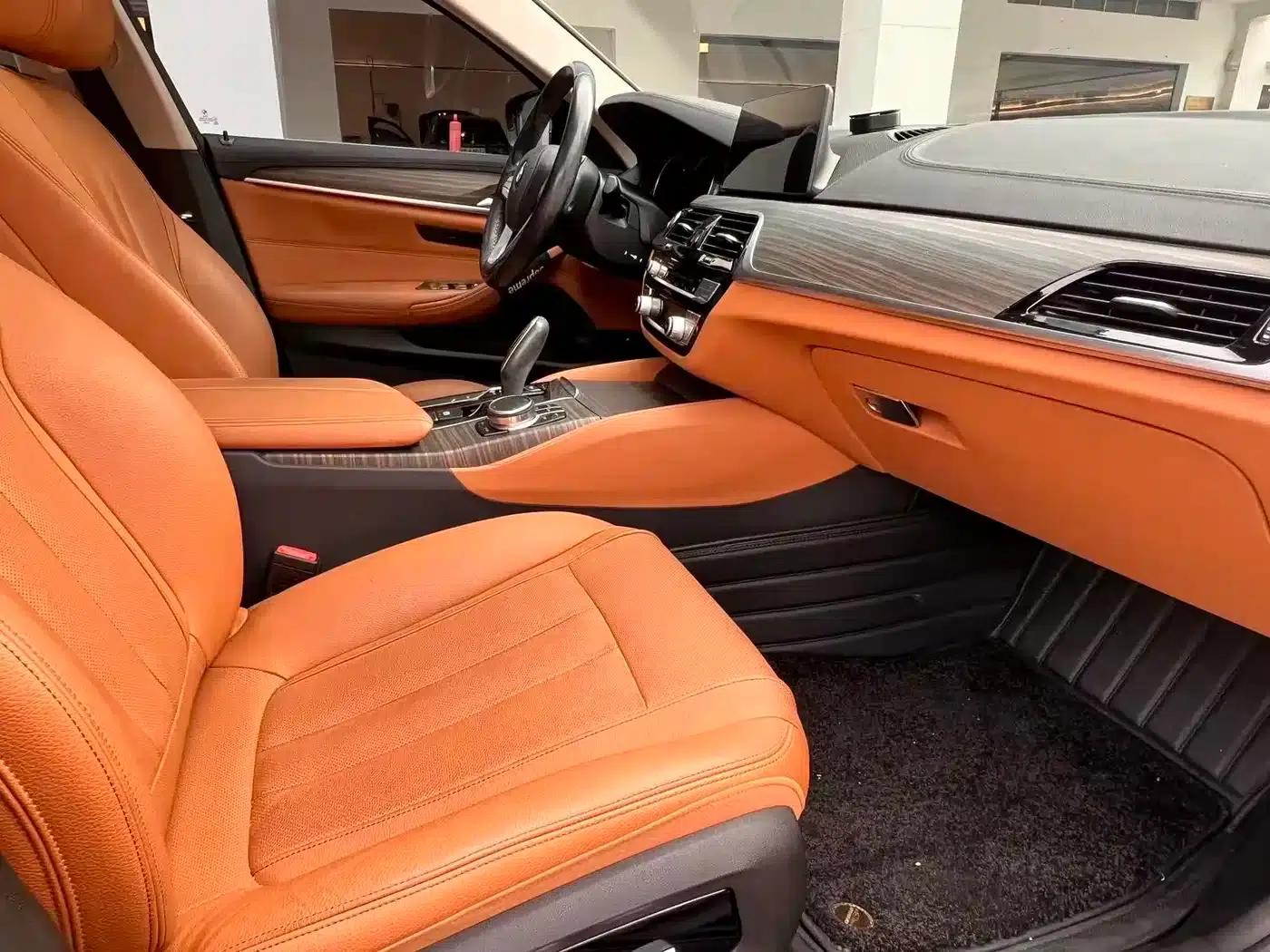 BMW 5 Series PHEV 2018 530Le Luxury Package — миниатюра 13