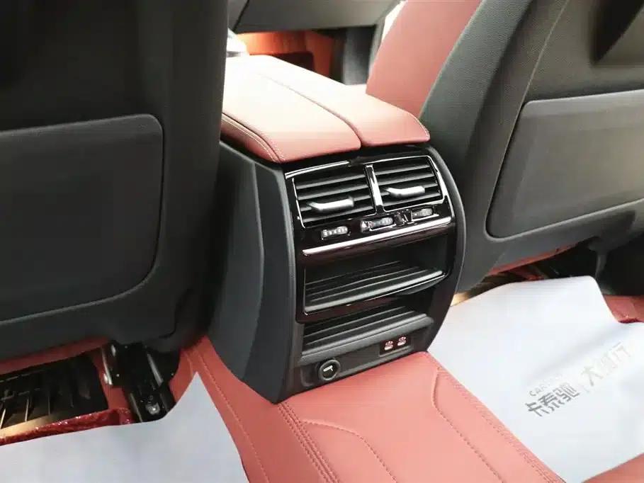 BMW 5 Series PHEV 2022 Facelift 535Le Luxury Package — миниатюра 20