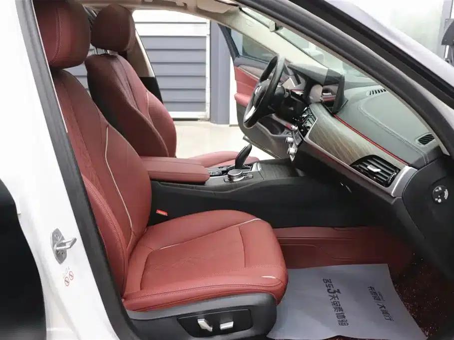 BMW 5 Series PHEV 2022 Facelift 535Le Luxury Package — миниатюра 22