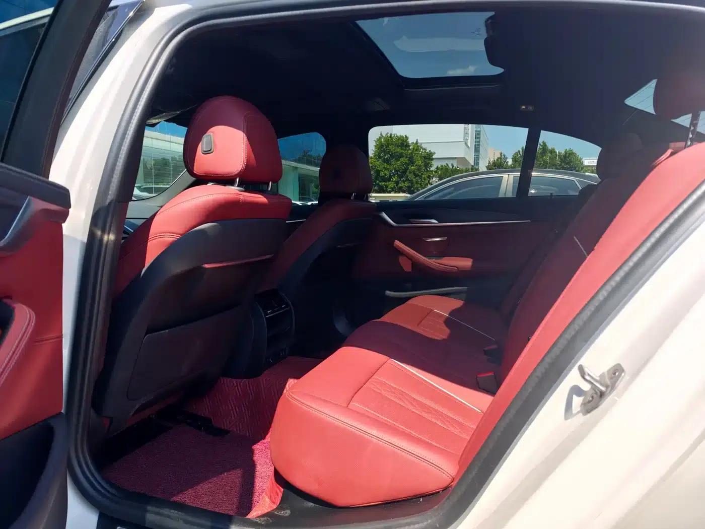 BMW 5 Series PHEV 2021 535Le M Sport Package — миниатюра 1