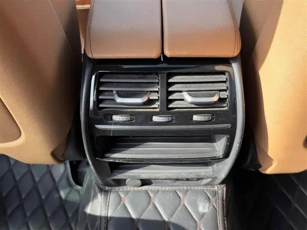 BMW 5 Series PHEV 2022 535Le Pioneer Edition M Sport Package — миниатюра 11