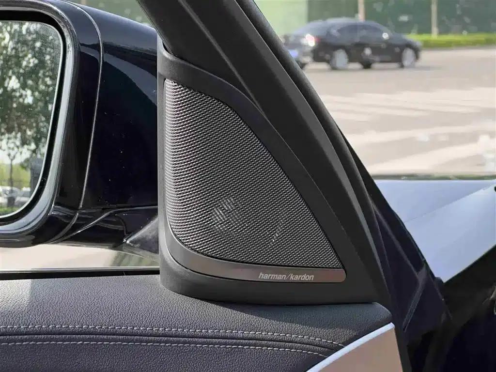 BMW 5 Series PHEV 2022 535Le Pioneer Edition M Sport Package — миниатюра 13