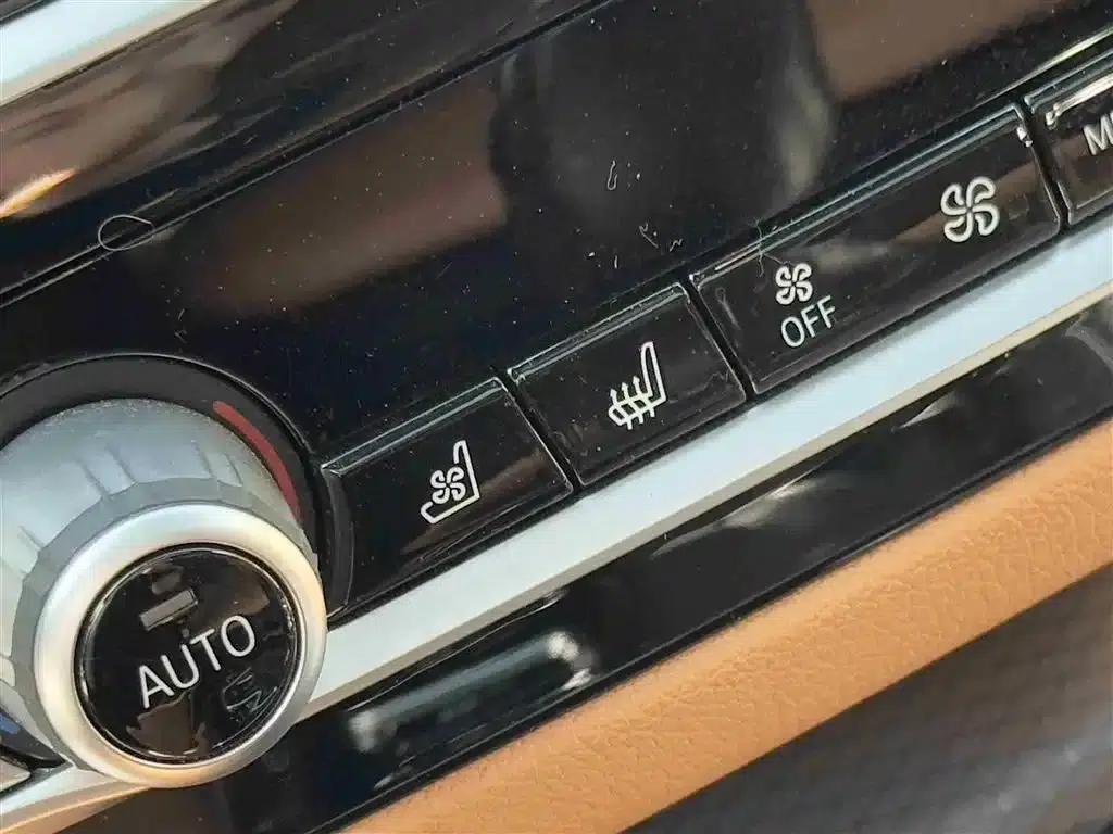 BMW 5 Series PHEV 2022 535Le Pioneer Edition M Sport Package — миниатюра 15