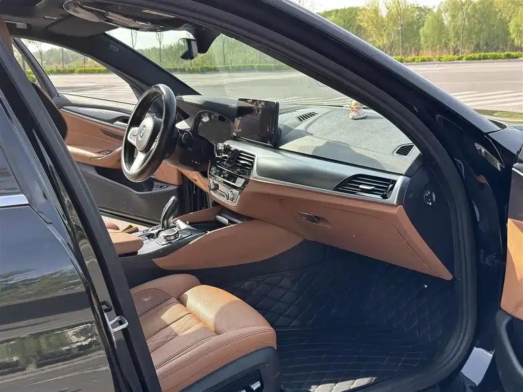 BMW 5 Series PHEV 2022 535Le Pioneer Edition M Sport Package — миниатюра 8