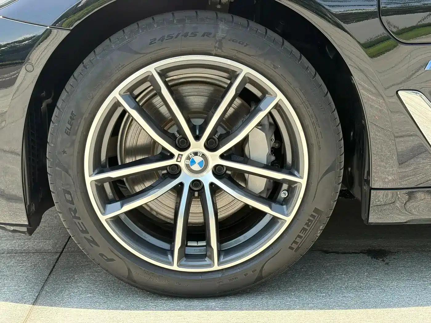 BMW 5 Series PHEV 2021 Facelift 535Le M Sport Package — миниатюра 10