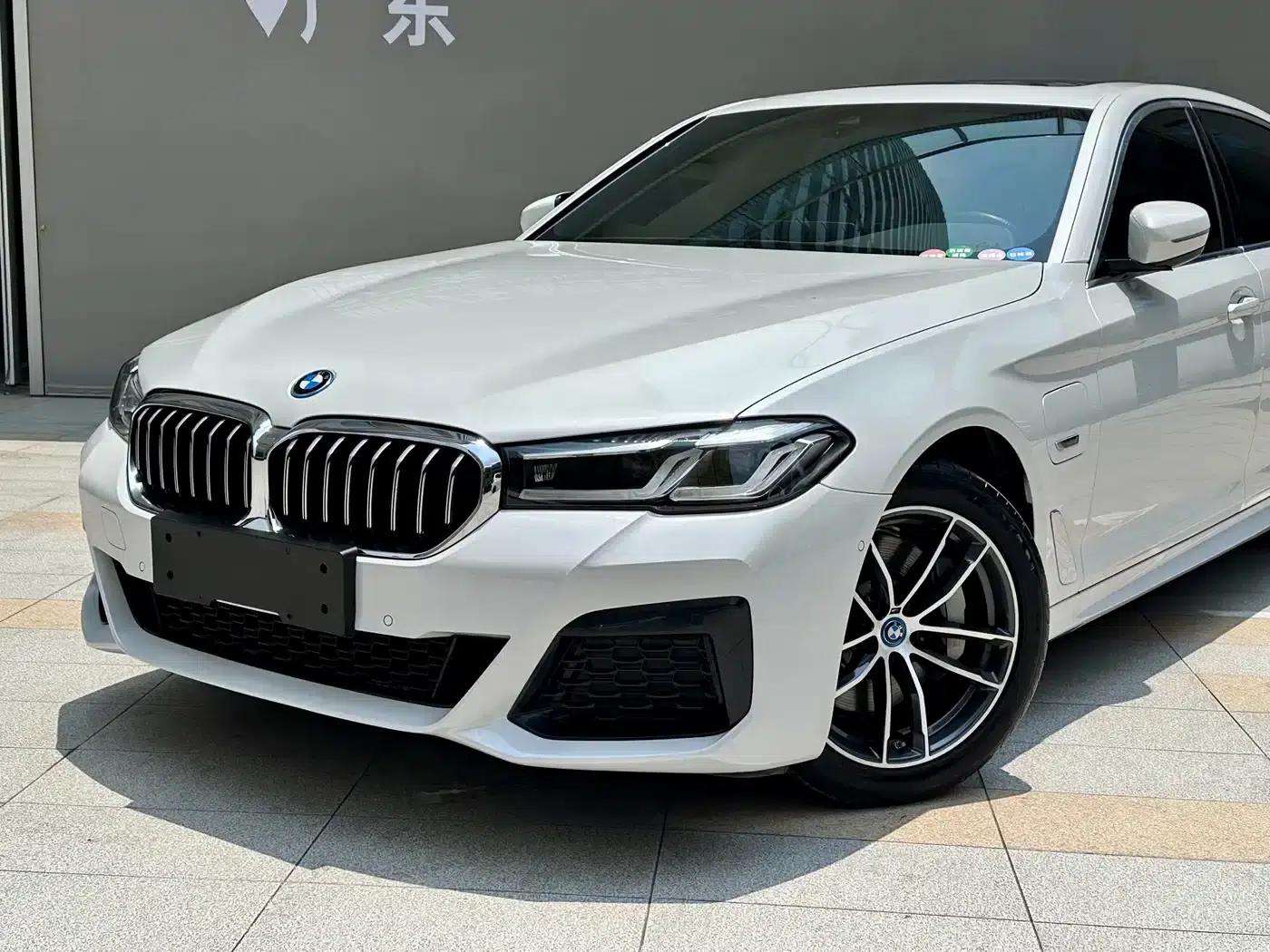 BMW 5 Series PHEV 2022 Facelift 535Le M Sport Package — миниатюра 12