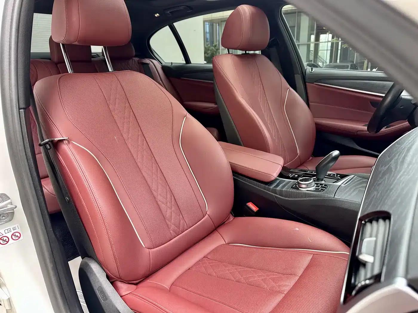 BMW 5 Series PHEV 2022 Facelift 535Le M Sport Package — миниатюра 18