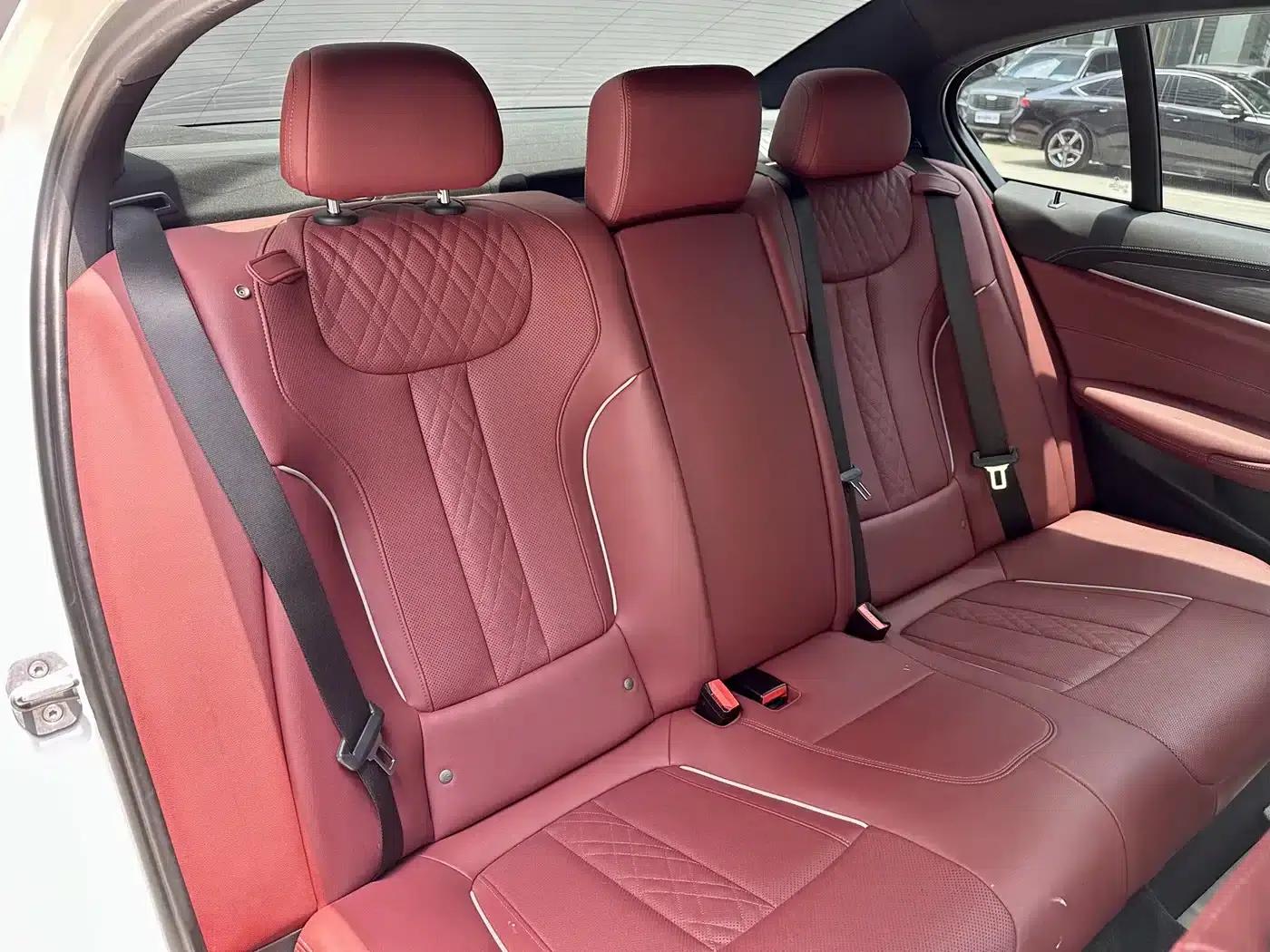 BMW 5 Series PHEV 2022 Facelift 535Le M Sport Package — миниатюра 19