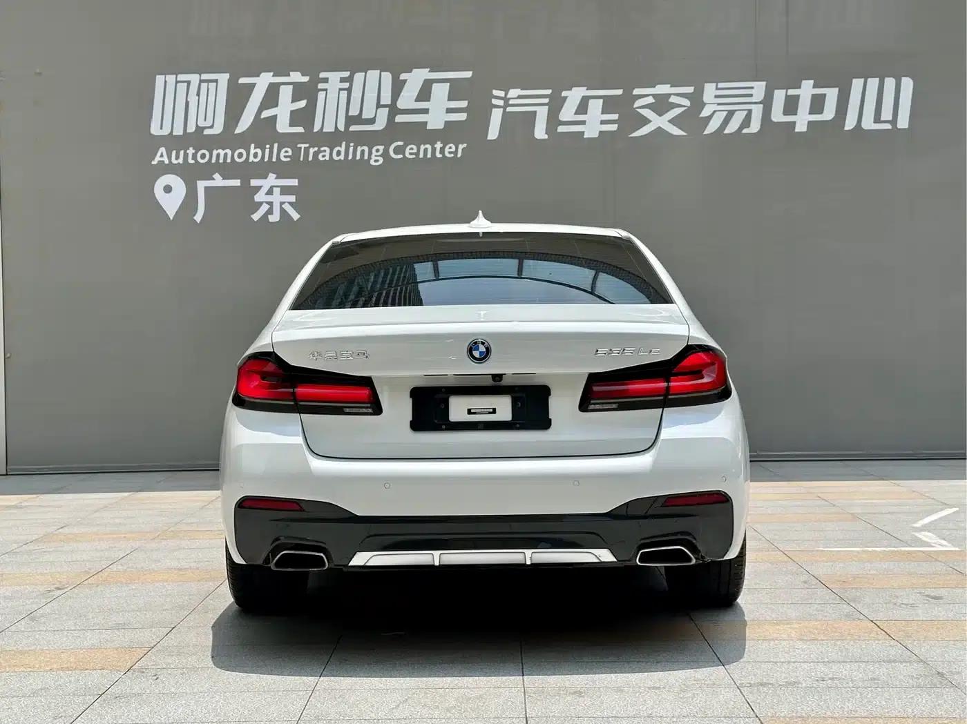 BMW 5 Series PHEV 2022 Facelift 535Le M Sport Package — миниатюра 4