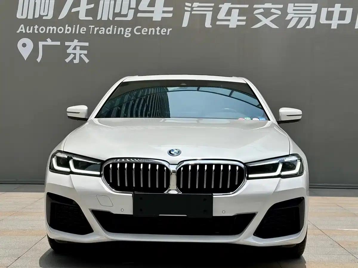 BMW 5 Series PHEV 2022 Facelift 535Le M Sport Package — миниатюра 10