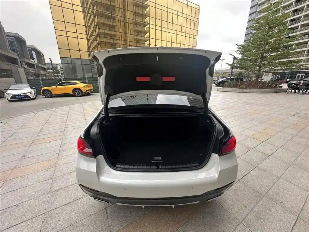 BMW 5 Series PHEV 2022 Facelift 535Le M Sport Package — миниатюра 19