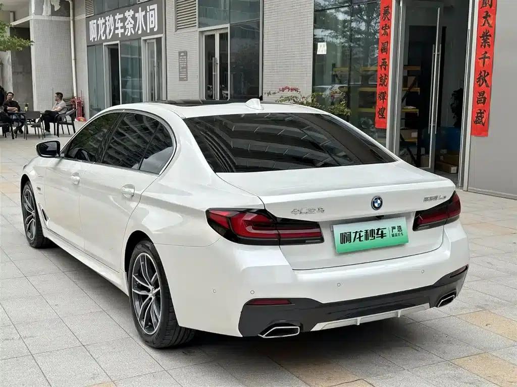 BMW 5 Series PHEV 2022 Facelift 535Le M Sport Package — миниатюра 8