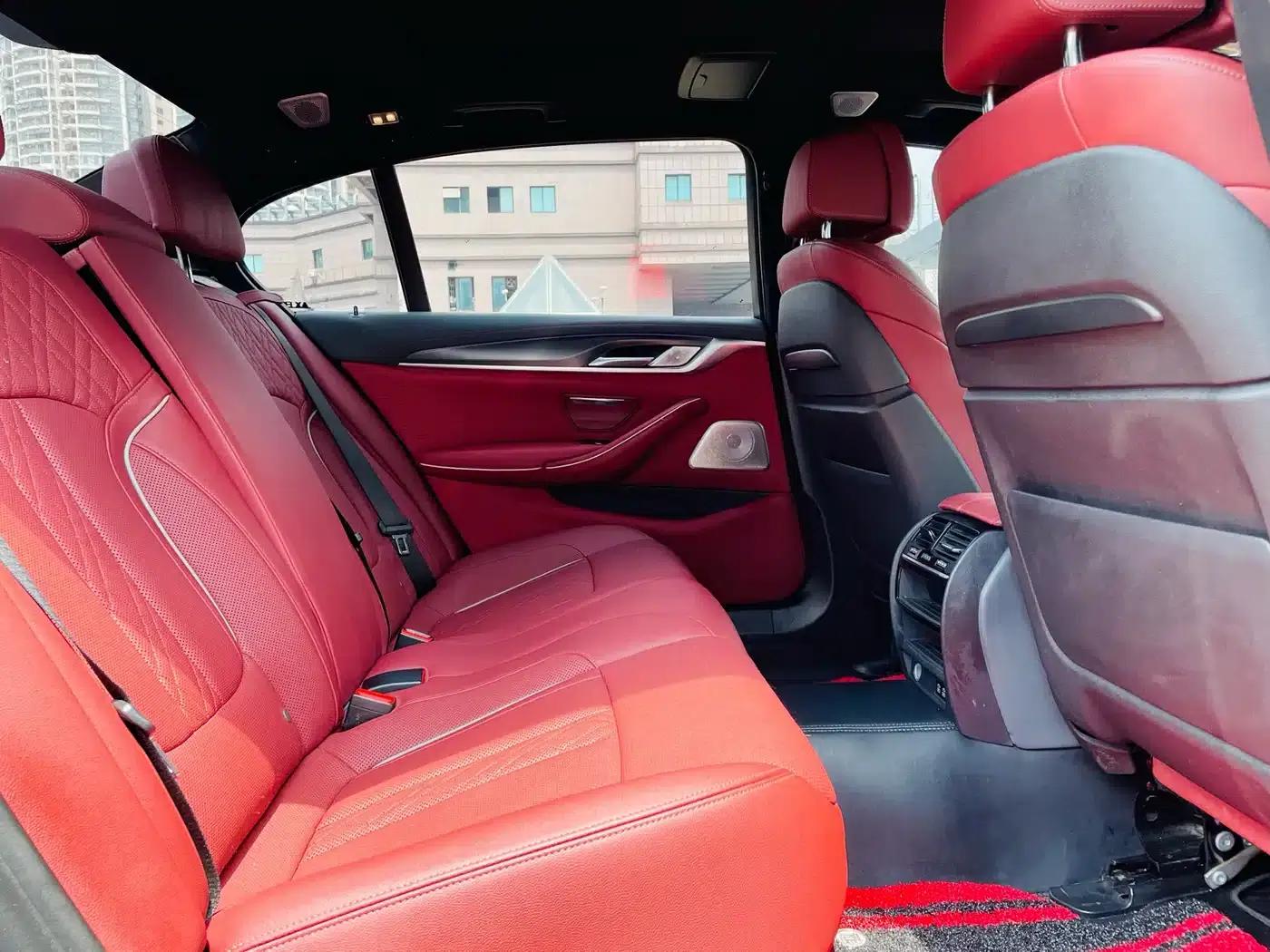 BMW 5 Series PHEV 2021 535Le Pioneer Edition M Sport Package — миниатюра 13