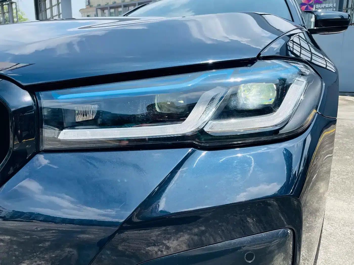 BMW 5 Series PHEV 2021 535Le Pioneer Edition M Sport Package — миниатюра 31