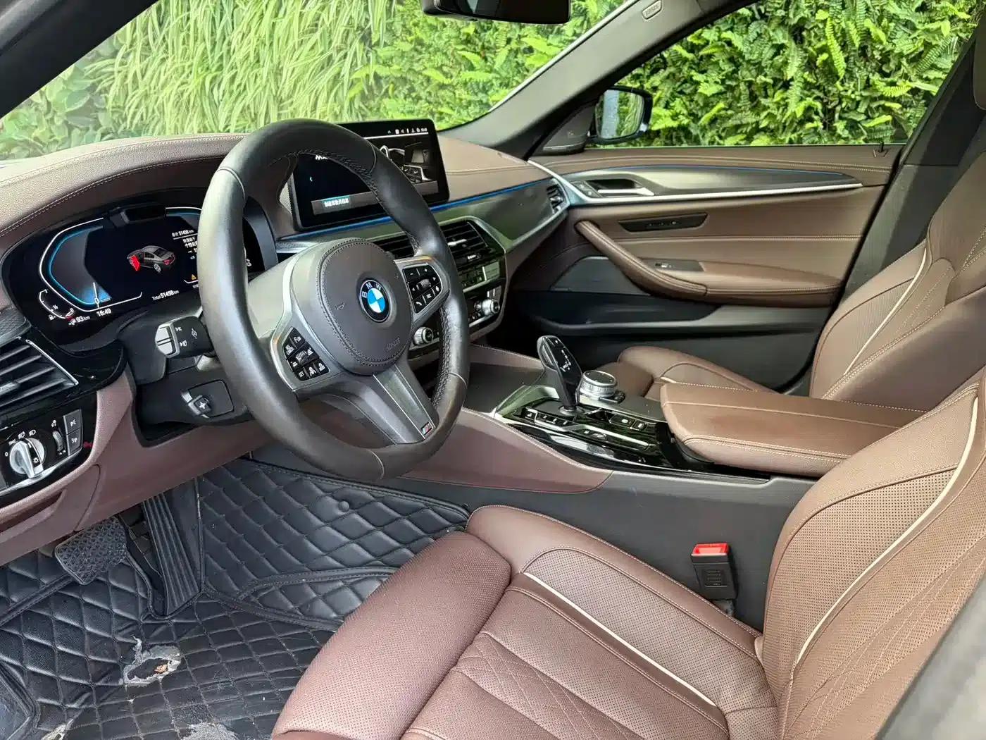 BMW 5 Series PHEV 2021 535Le Pioneer Edition M Sport Package — миниатюра 12