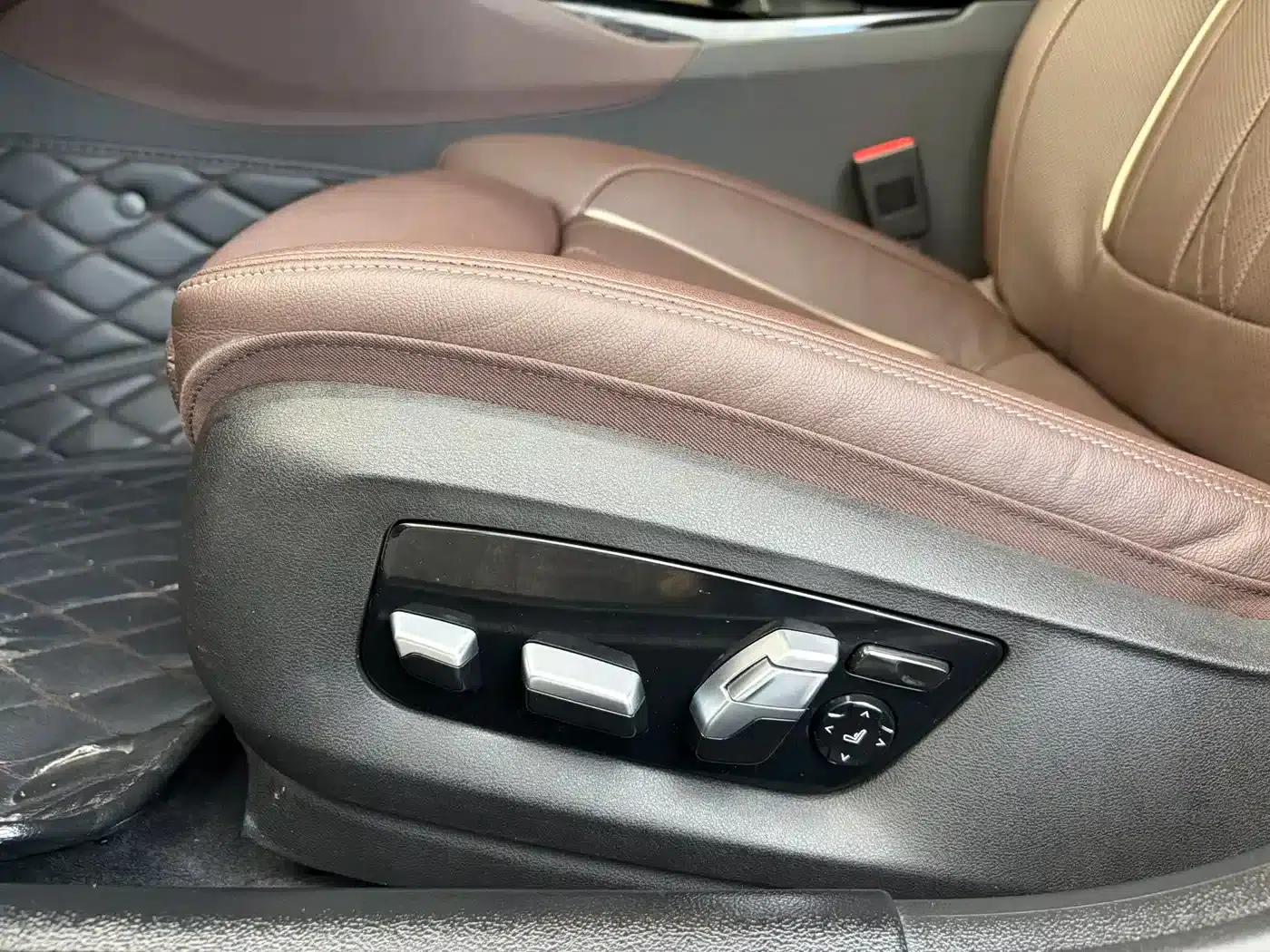 BMW 5 Series PHEV 2021 535Le Pioneer Edition M Sport Package — миниатюра 21