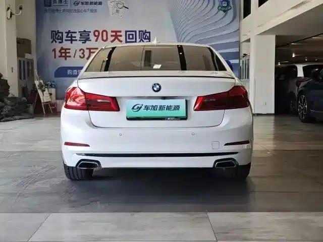 BMW 5 Series PHEV 2020 Mileage Upgrade Edition 530Le Pioneer Edition — миниатюра 6
