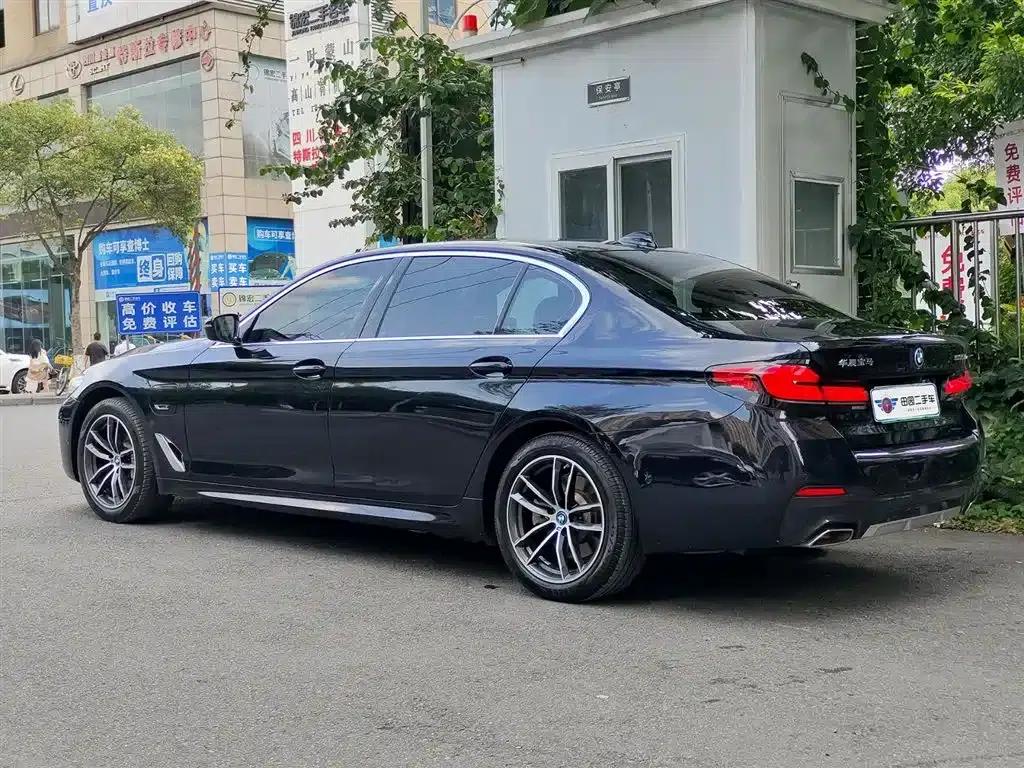 BMW 5 Series PHEV 2022 535Le M Sport Package — миниатюра 4
