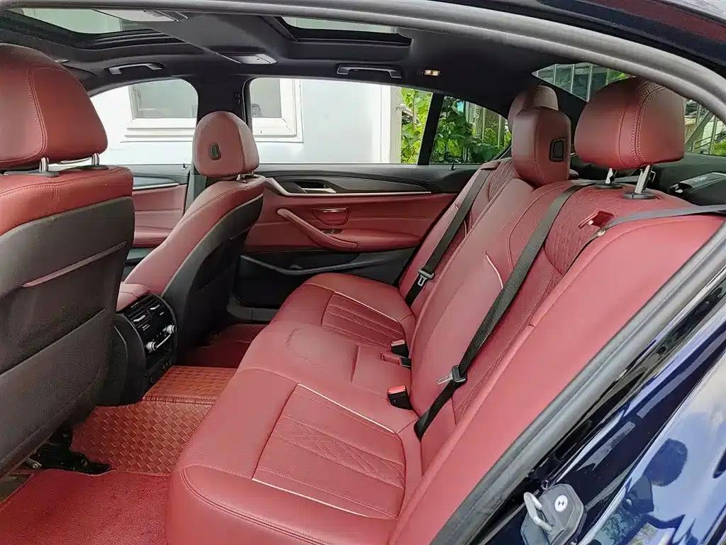 BMW 5 Series PHEV 2022 535Le M Sport Package — миниатюра 8