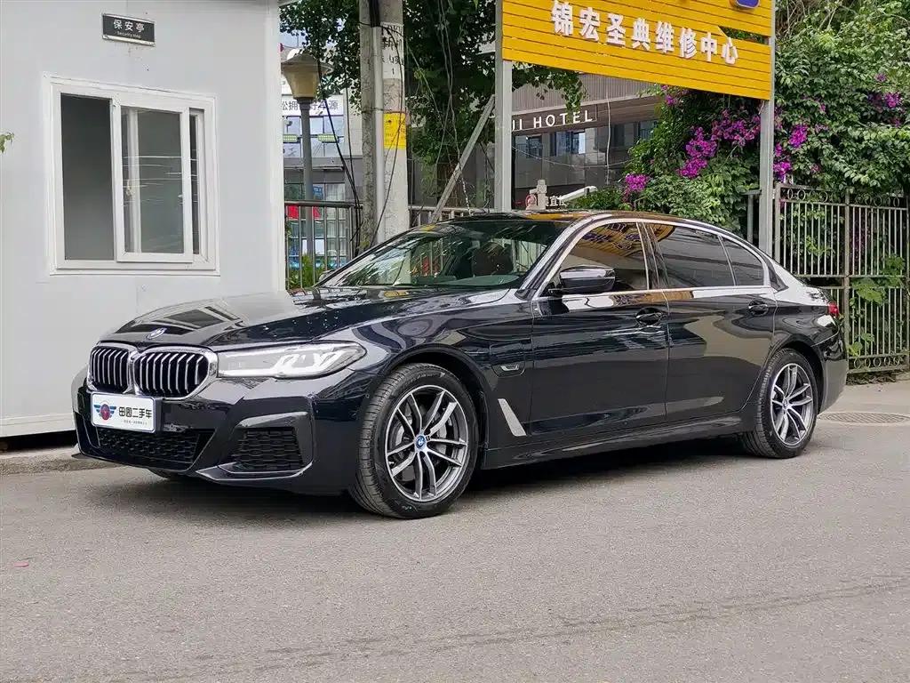 BMW 5 Series PHEV 2021 535Le M Sport Package — миниатюра 1