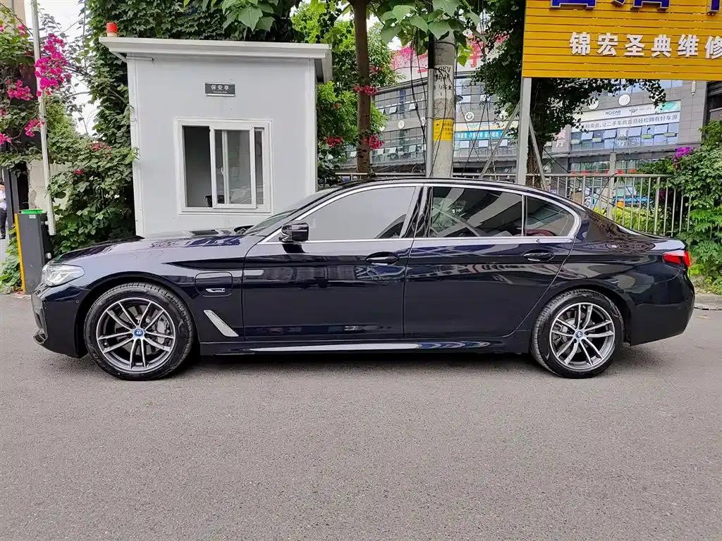 BMW 5 Series PHEV 2021 535Le M Sport Package — миниатюра 3