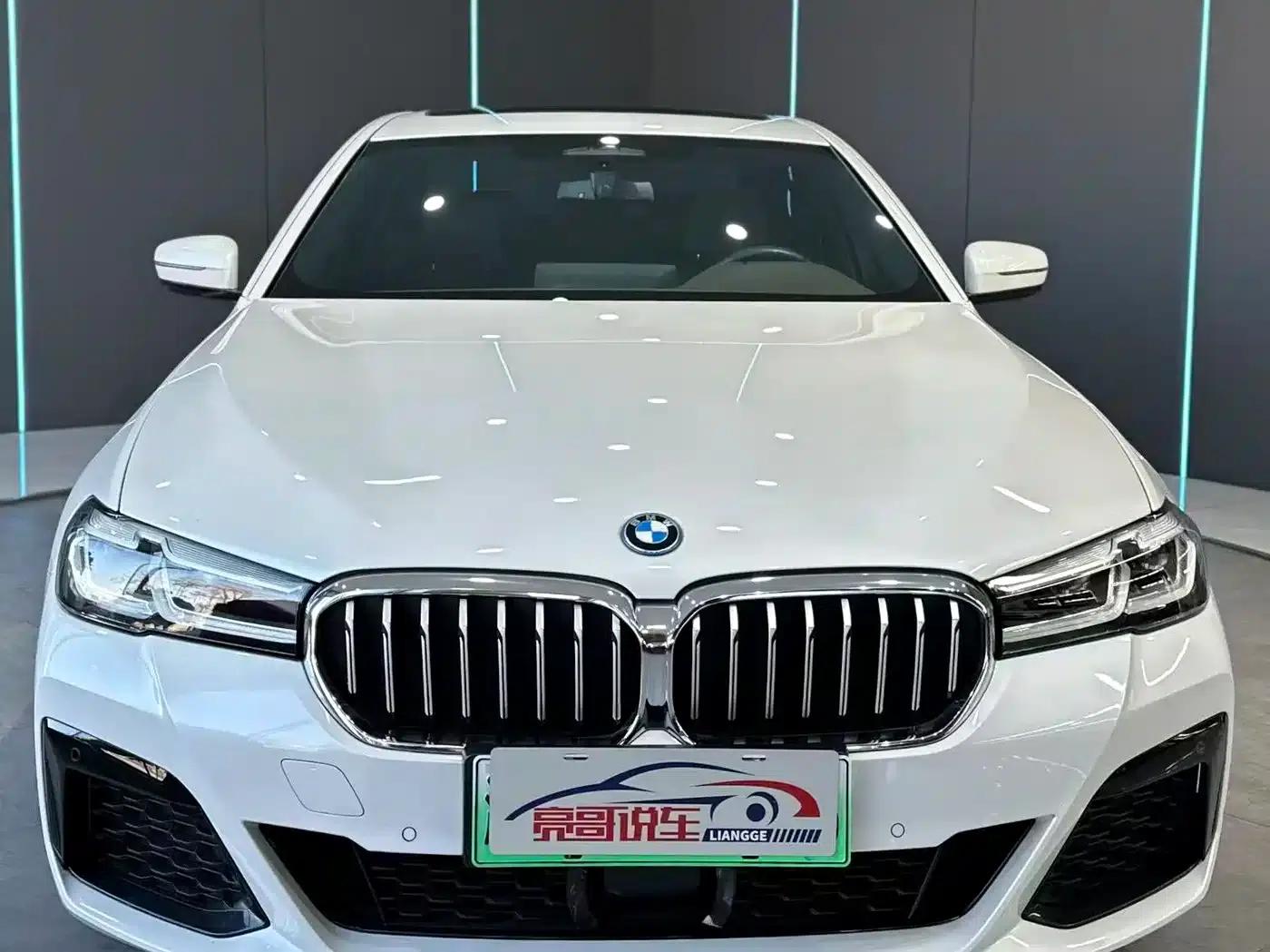BMW 5 Series PHEV 2022 Facelift 3 535Le Pioneer Edition M Sport Package — миниатюра 2