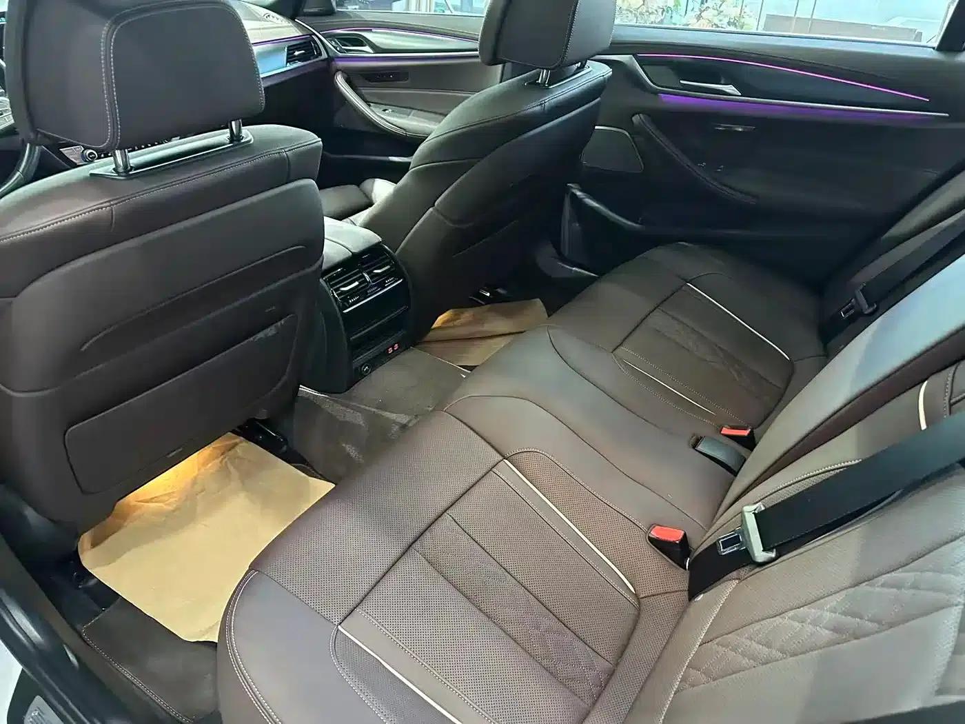 BMW 5 Series PHEV 2022 Facelift 3 535Le Pioneer Edition M Sport Package — миниатюра 10