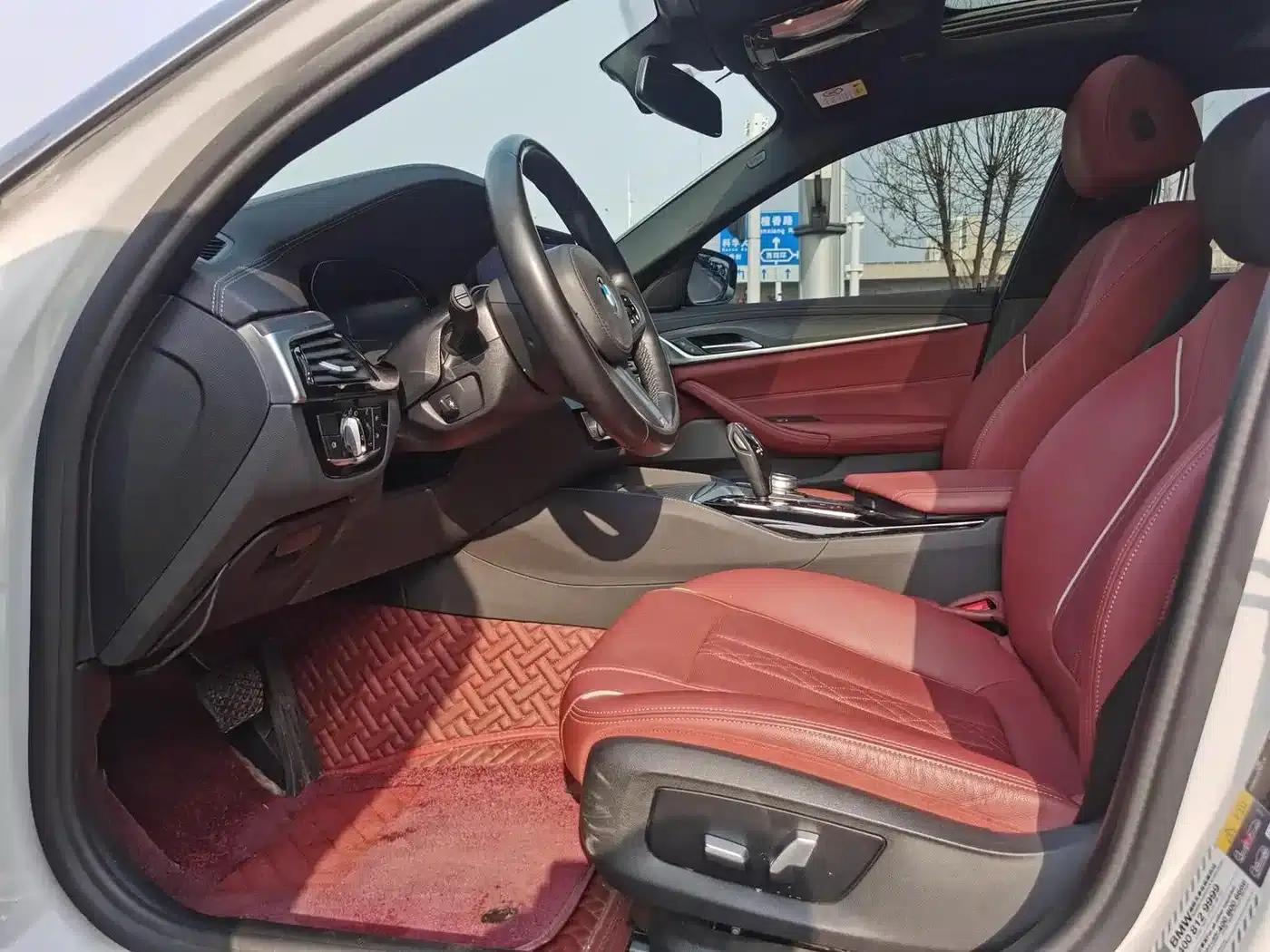 BMW 5 Series PHEV 2021 535Le M Sport Package — миниатюра 4