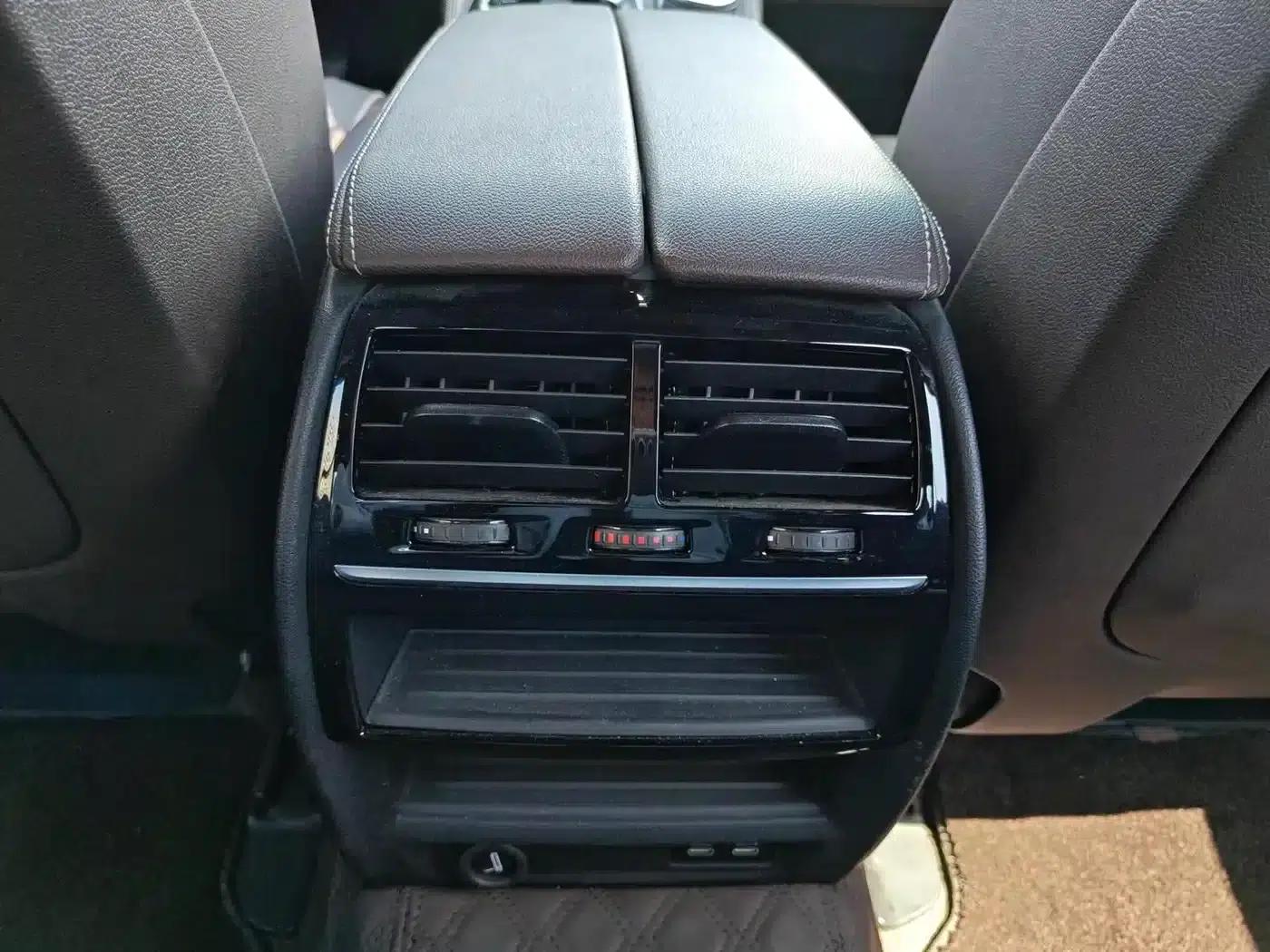 BMW 5 Series PHEV 2021 Facelift 535Le M Sport Package — миниатюра 11