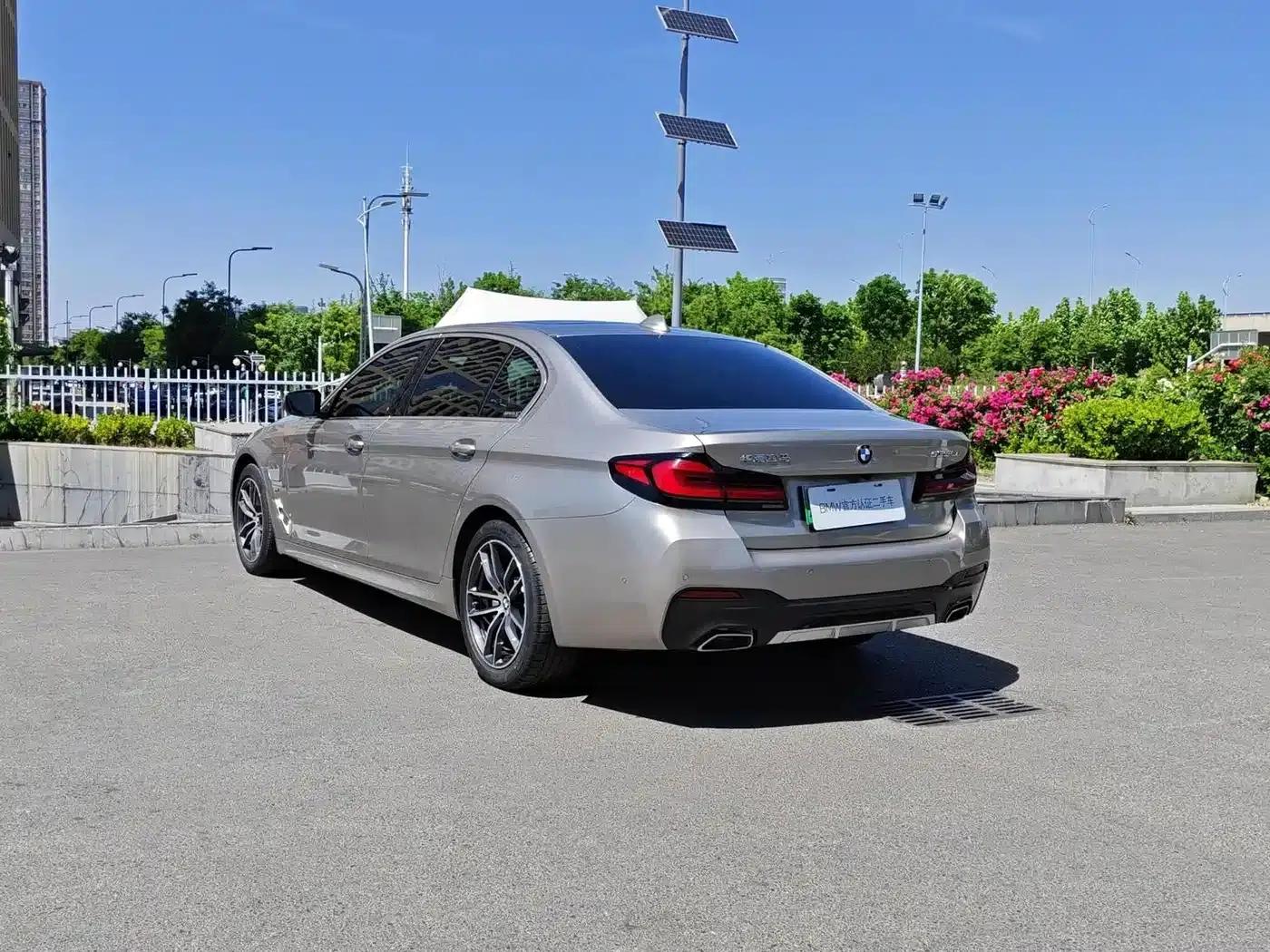 BMW 5 Series PHEV 2021 Facelift 535Le M Sport Package — миниатюра 6