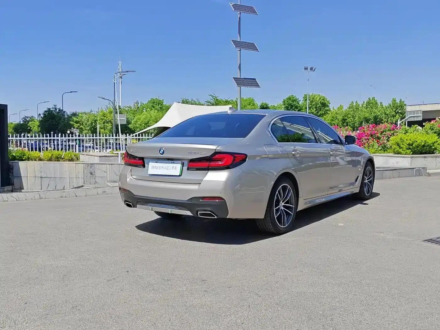 BMW 5 Series PHEV 2021 Facelift 535Le M Sport Package — миниатюра 8