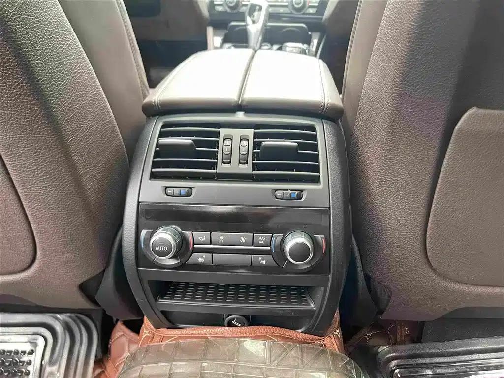 BMW 5 Series PHEV 2015 530Le — миниатюра 17