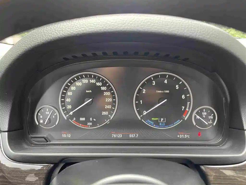 BMW 5 Series PHEV 2015 530Le — миниатюра 8
