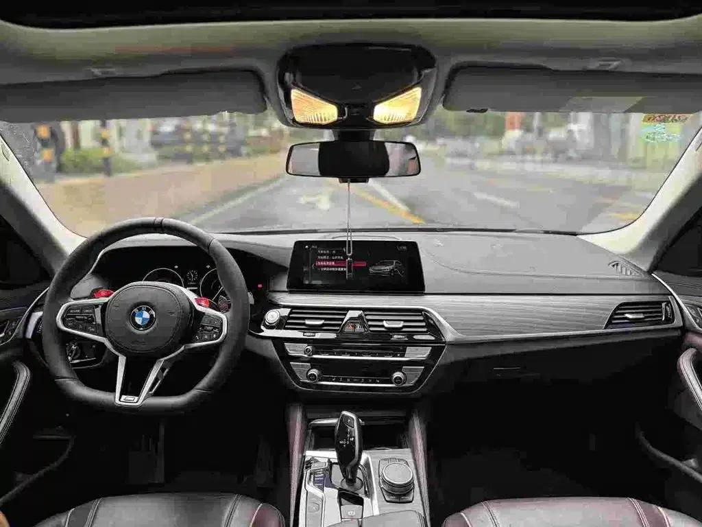 BMW 5 Series PHEV 2019 530Le Luxury Package — миниатюра 7